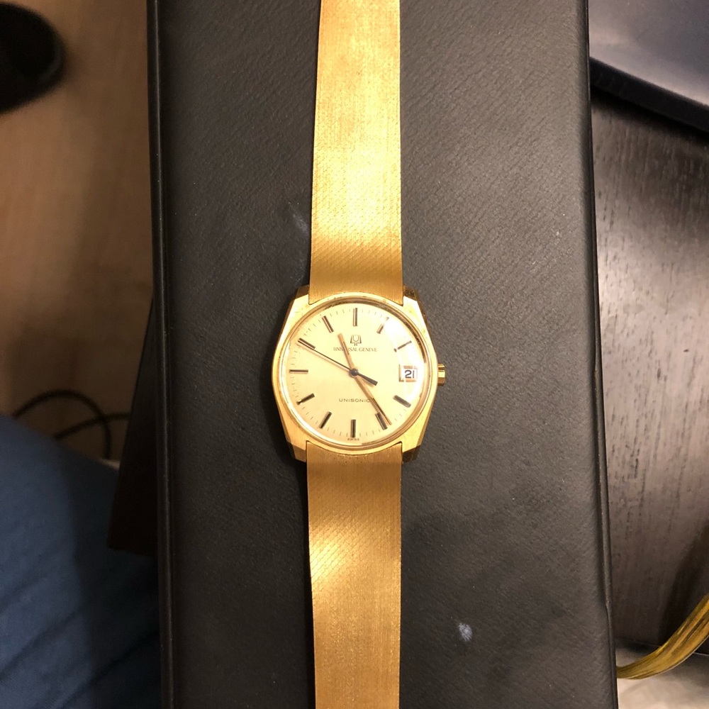 Universal geneve 18k gold unisonic mens Watch